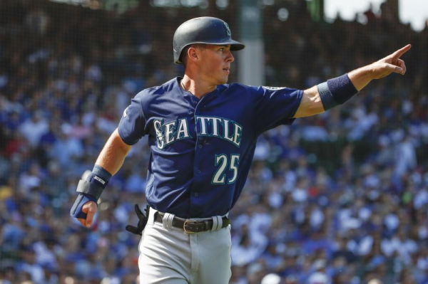Mariners' Dylan Moore called out for abandonment in base-running blunder Mariners' Dylan Moore called out for abandonment in base-running blunder