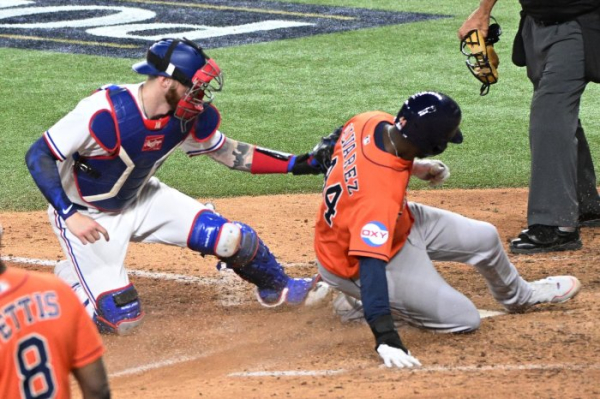 Altuve, Astros hope  to tie ALCS after Game 3 win over Rangers