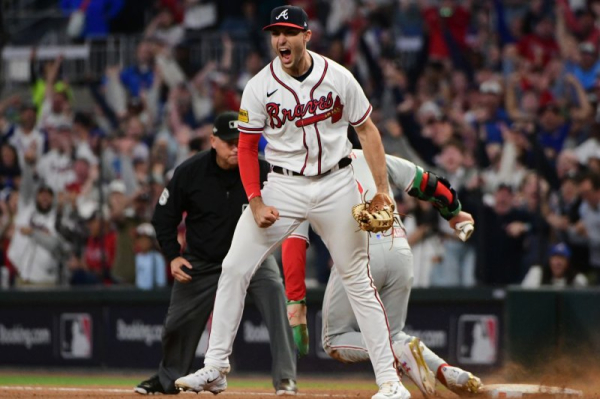 MLB playoffs: Braves tie series, Diamondbacks take 2-0 lead
