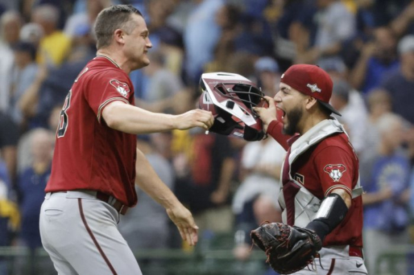 MLB playoffs: Braves tie series, Diamondbacks take 2-0 lead