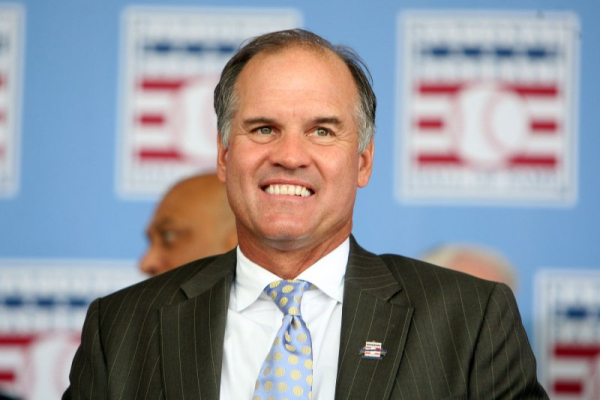Chicago Cubs legend Ryne Sandberg discloses he has metastatic prostate cancer