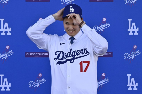 Dodgers awaken late, beat Padres in Korea for MLB season-opener Dodgers awaken late, beat Padres in Korea for MLB season-opener