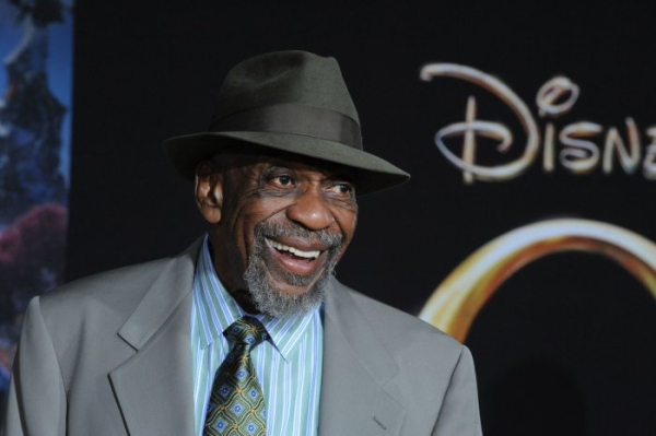 Barry Bonds, Bill Clinton remember Willie Mays at celebration of life Barry Bonds, Bill Clinton remember Willie Mays at celebration of life