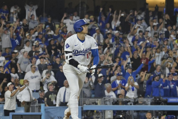 Shohei Ohtani makes MLB history as first player with 50 homers, 50 steals Shohei Ohtani makes MLB history as first player with 50 homers, 50 steals