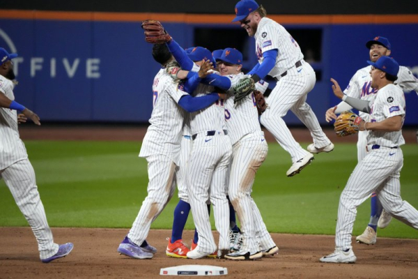 Francisco Lindor leads N.Y. Mets into NLCS with grand slam vs. Philadelphia Phillies Francisco Lindor leads N.Y. Mets into NLCS with grand slam vs. Philadelphia Phillies