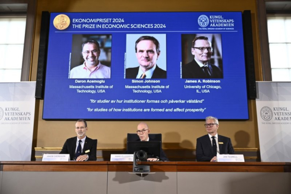 Nobel economics prize winners explore how country's institutions affect prosperity