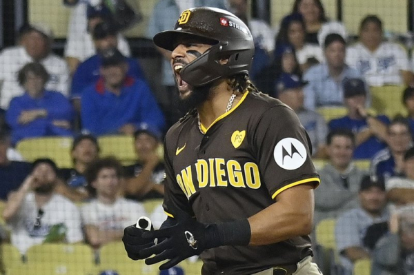 Tatis homer, 6-run inning helps Padres beat Dodgers for NLDS lead Tatis homer, 6-run inning helps Padres beat Dodgers for NLDS lead