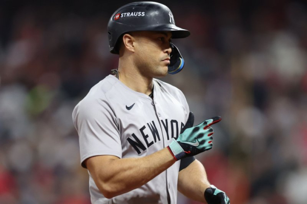 Dual elbow pain puts opening day in doubt for Yankees' Giancarlo Stanton Dual elbow pain puts opening day in doubt for Yankees' Giancarlo Stanton