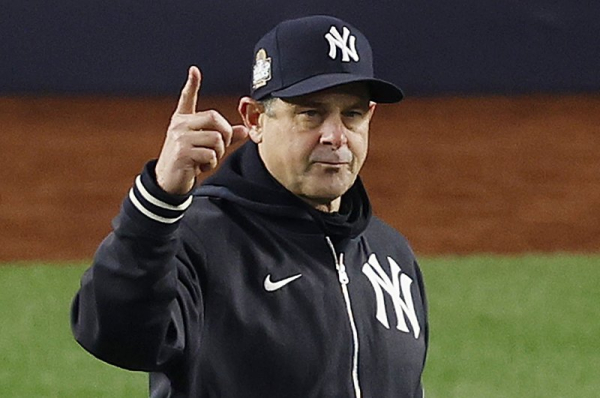 New York Yankees give manager Aaron Boone two-year extension