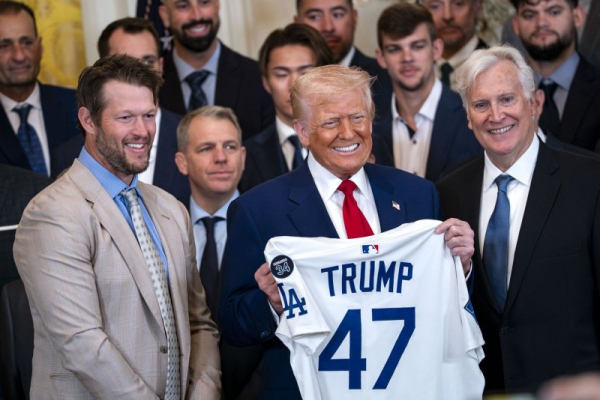 Dodgers celebrate 2024 World Series championship at White House with Trump