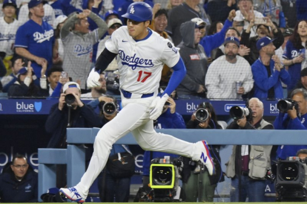 Shohei Ohtani homer leads Dodgers past Braves, secures record 8-0 start Shohei Ohtani homer leads Dodgers past Braves, secures record 8-0 start