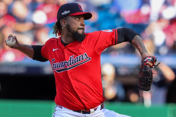 Guardians' Emmanuel Clase placed on leave amid sports betting probe Guardians' Emmanuel Clase placed on leave amid sports betting probe