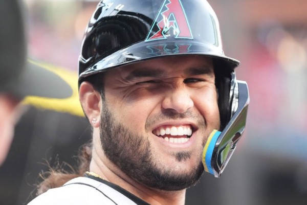 Seattle Mariners to trade for Arizona Diamondbacks' Eugenio Suarez