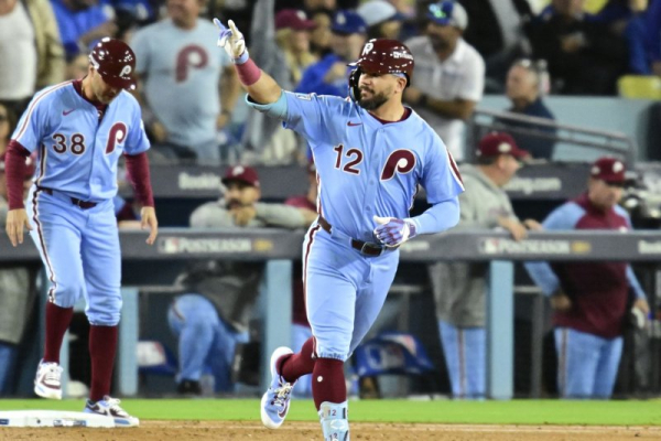 Philadelphia Phillies to re-sign Kyle Schwarber with $150 million pact
