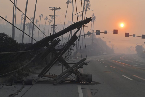 Blackout risks are rising -- why neighboring power grids can't help Blackout risks are rising -- why neighboring power grids can't help