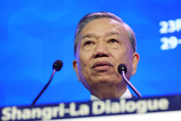 T&ocirc; L&acirc;m at Shangri-La: The gap between the speech and the system